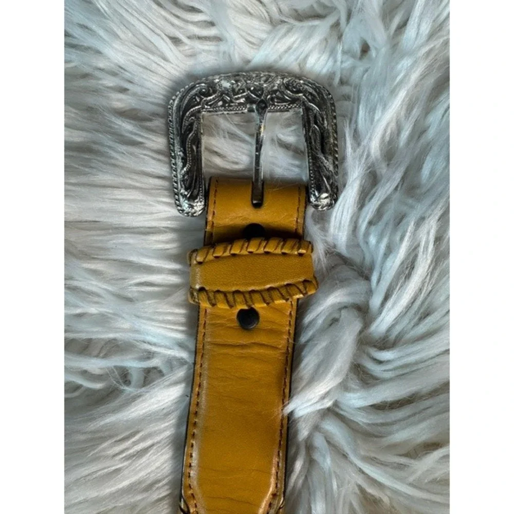 N/A handcrafted leather